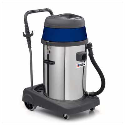 How To Unclog a Drain Using a Wet Vacuum? - UnclogADrain.com