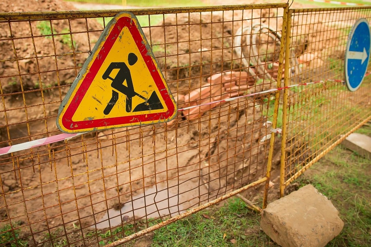 How Does Trenchless Sewer Repair Work? - UnclogADrain.com
